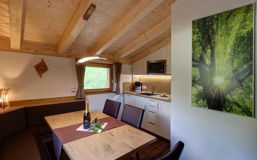 Lechnerhof Bed & Breakfast ลูตาโก ภายนอก รูปภาพ