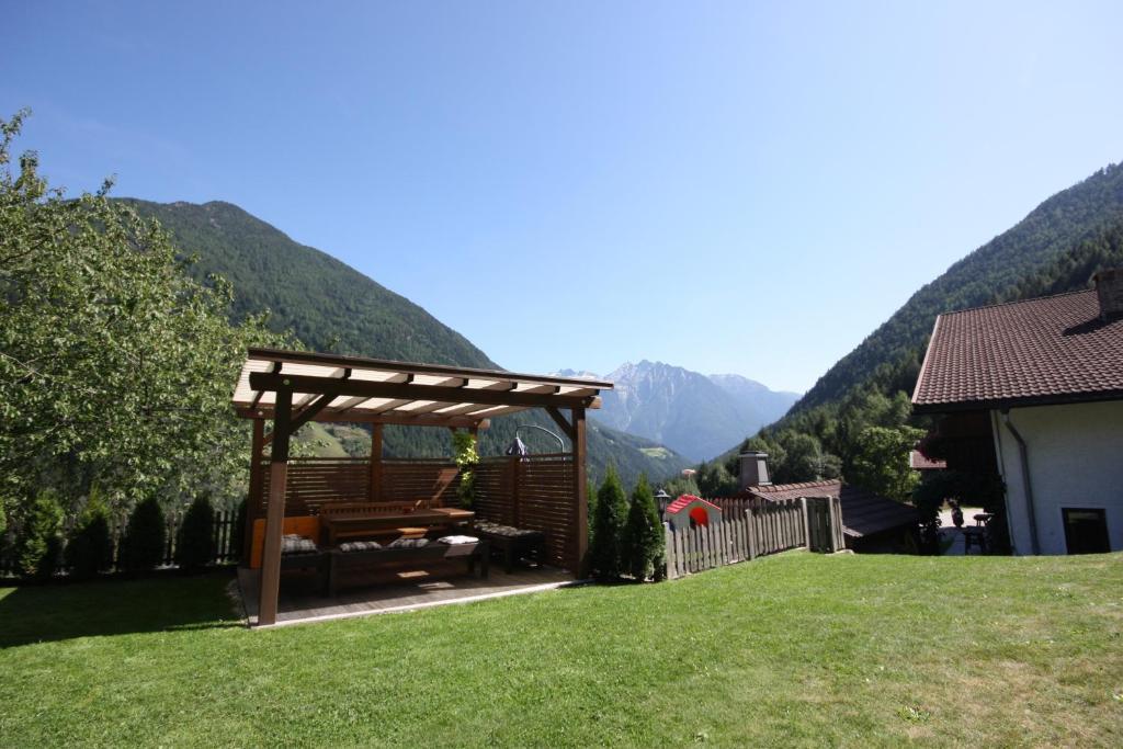 Lechnerhof Bed & Breakfast ลูตาโก ภายนอก รูปภาพ